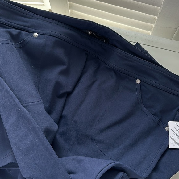 Chicos bettonia classic pants - Picture 3 of 3